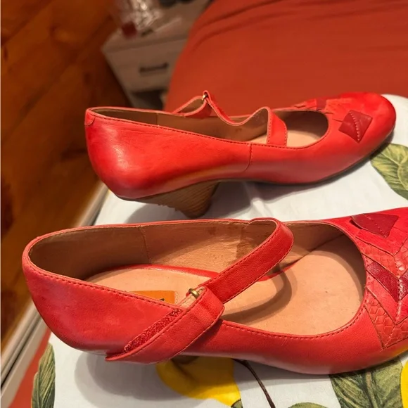 Miz Mooz Petula Pump - Picture 5 of 9